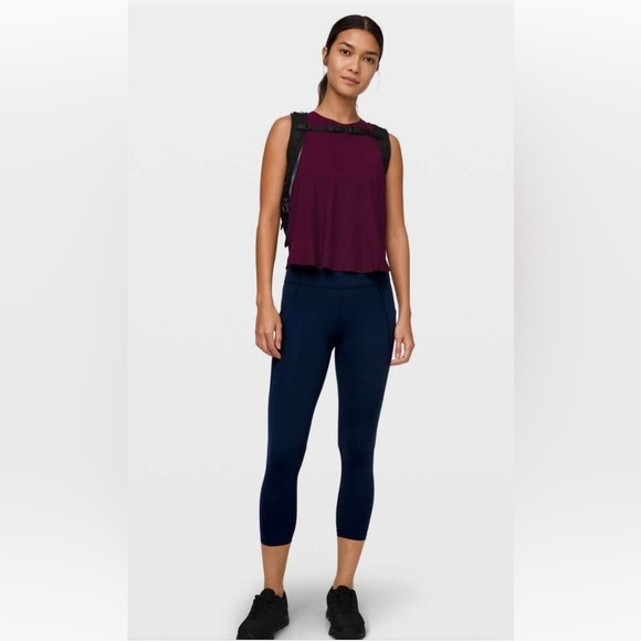 Lululemon Time To Sweat Crop True Navy | SIZE: 4 - Picture 1 of 12